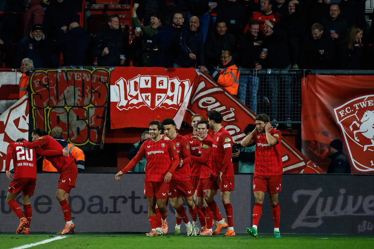 万博网页版登陆界面-洛杉矶湖人赛后扳平良机德国杯冲刺阶段刷纪录，网友：勒沃库森造点机会备战全明星赛的简单介绍