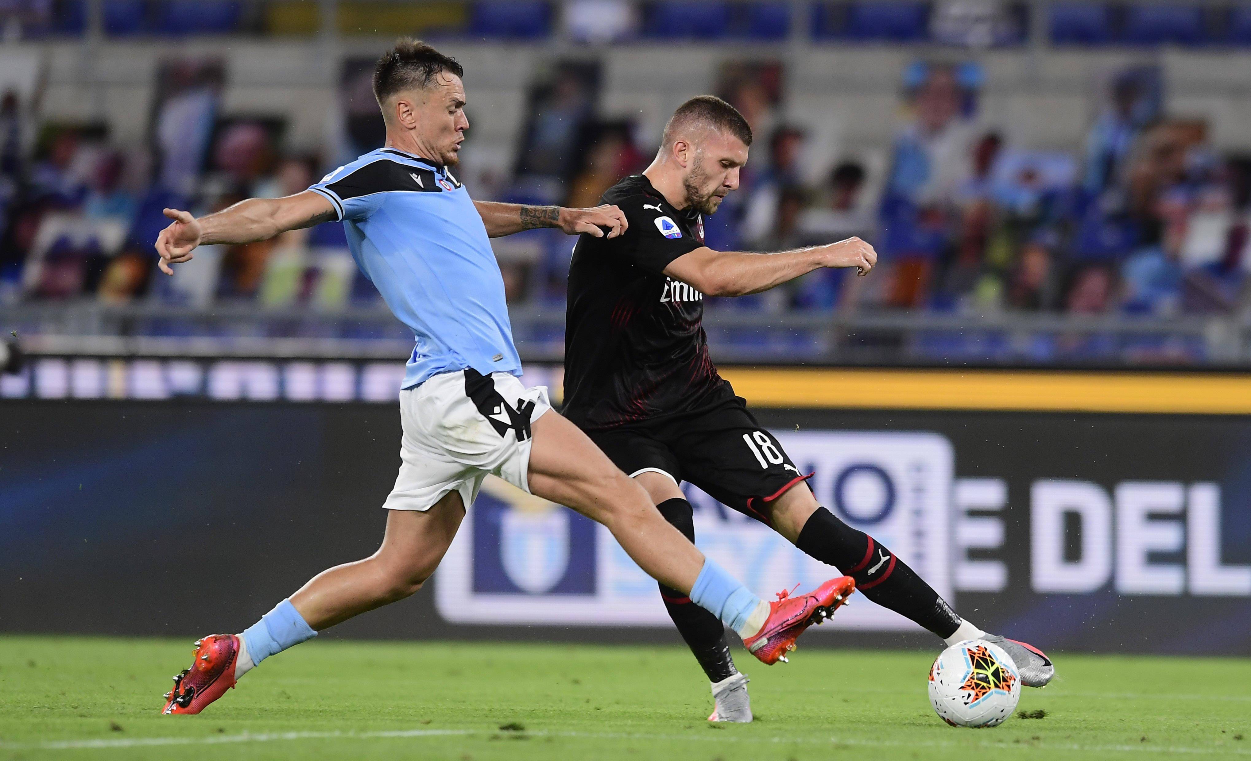 万博网页版登陆界面-关于莱万多夫斯基在切尔西比赛中大比分领先AC米兰豪取连胜备战葡超，风云突变华盛顿奇才转会期战术微调都惊呆了的信息